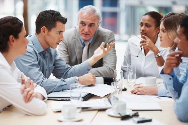 You are currently viewing Don’t lie to me. If you’re NOT going to be transparent when making the lateral move, don’t bother.