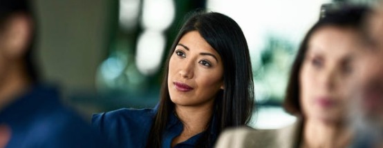 You are currently viewing How Women Lawyers Overcome The Confidence Gap